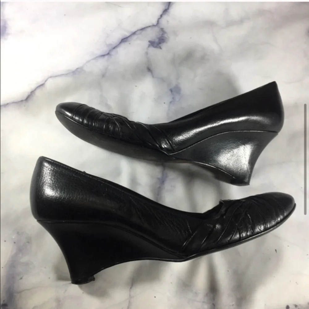 JOHNNY MOKE Black London Wedges Size 36
